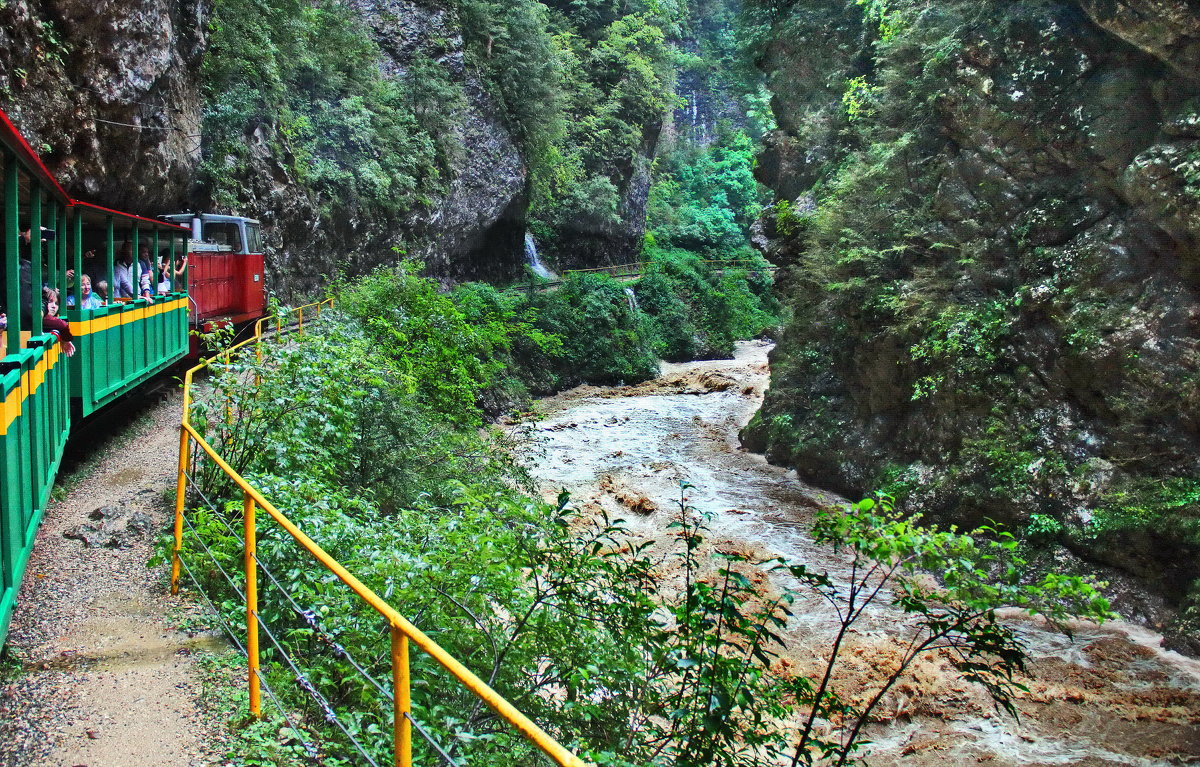 Гуамское ущелье – активный отдых в горах и альпинизм близи Апшеронска